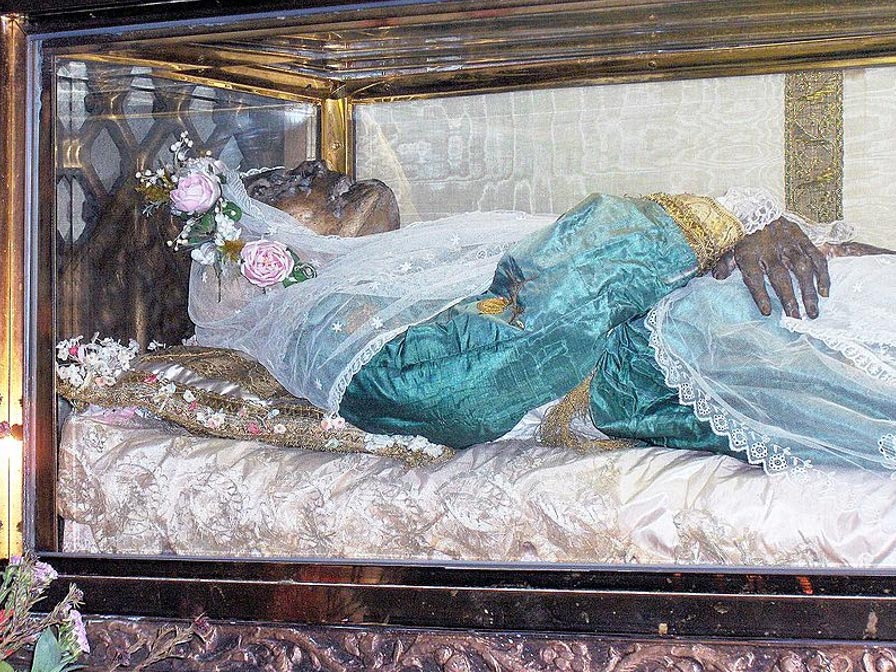 A Catholic mummy, the body of Saint Zita 