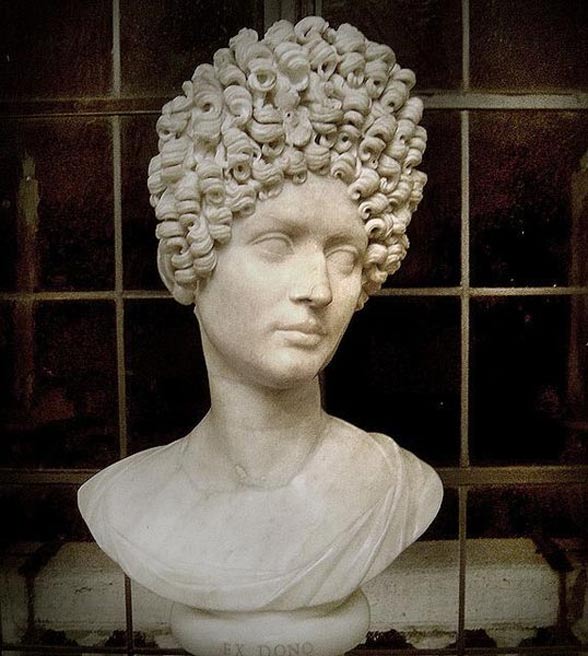 Portrait of a woman of the Flavian period, marble. The portrait bust of a young woman (Julia, daughter of Titus?). Marble. 80s—90s AD. Shows ultra-elaborate hair styles worn by upper-class Roman women of the time. 