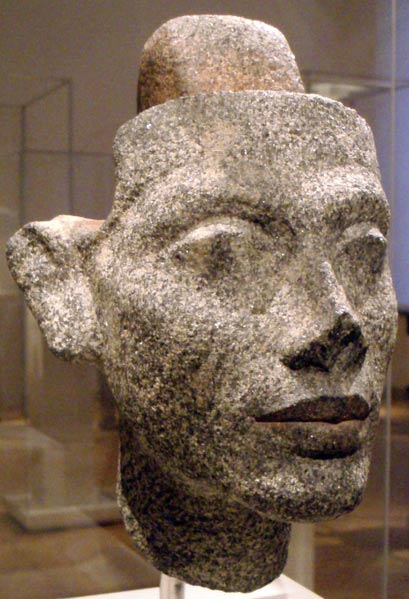  Statue of the head of Queen Nefertiti. Made of granite. New Kingdom, Amarna period, 18th dynasty, circa 1345 B.C. Notably, the securing post at head apex, allows for different hairstyles to adorn the bust. 