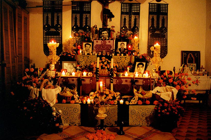 An ofrenda shrine for Día de los Muertos in Tepoztlán, Morelos, Mexico. 